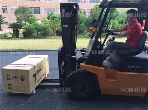 凸轮转子泵顺利发货.jpg 凸轮转子泵顺利发货.jpg