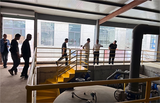 污水厂参观无电负压收集系统.jpg 污水厂参观无电负压收集系统.jpg