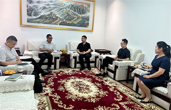 赵刚院士莅临零排技术交流.jpg 赵刚院士莅临零排技术交流.jpg