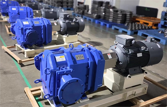 弹性体凸轮转子泵生产中心.jpg 弹性体凸轮转子泵生产中心.jpg