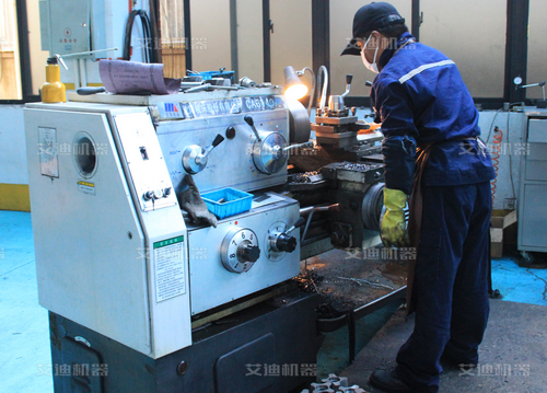 数控机床加工转子的金属骨架.png 数控机床加工转子的金属骨架.png