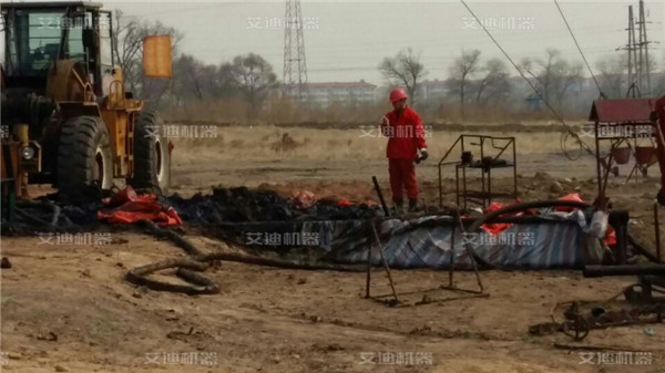 油田榨油.jpg 油田榨油.jpg