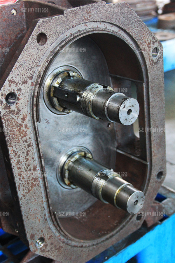 尊龙凯时机器装配中心9.jpg 尊龙凯时机器装配中心9.jpg