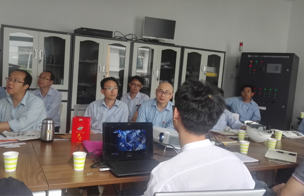 尊龙凯时机器到巨化集团进行技术交流.jpg 尊龙凯时机器到巨化集团进行技术交流.jpg