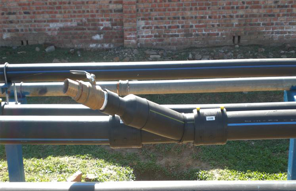 管路上的闸阀异径斜三通.jpg 管路上的闸阀异径斜三通.jpg