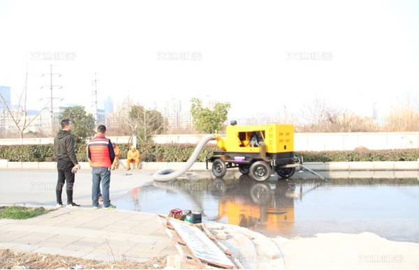 远距离抽送排水-凸轮泵-尊龙凯时机器.jpg 远距离抽送排水-凸轮泵-尊龙凯时机器.jpg