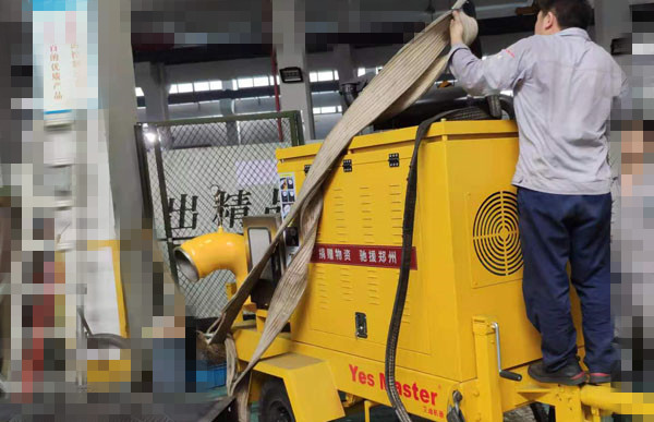 尊龙凯时加班加点应用应急排涝泵车_副本.jpg 尊龙凯时加班加点应用应急排涝泵车_副本.jpg