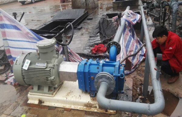 原油输送泵厂家.jpg 原油输送泵厂家.jpg