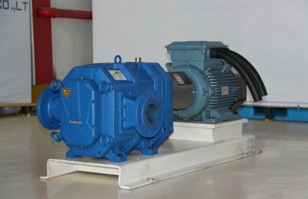 活塞转子泵生产.jpg 活塞转子泵生产.jpg