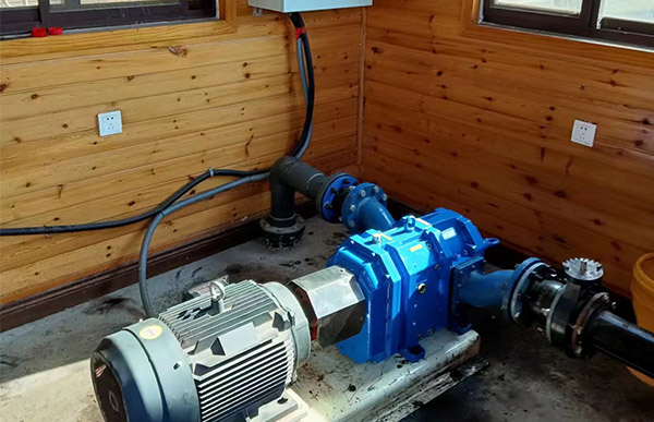 小区学校化粪池抽粪泵.jpg 小区学校化粪池抽粪泵.jpg