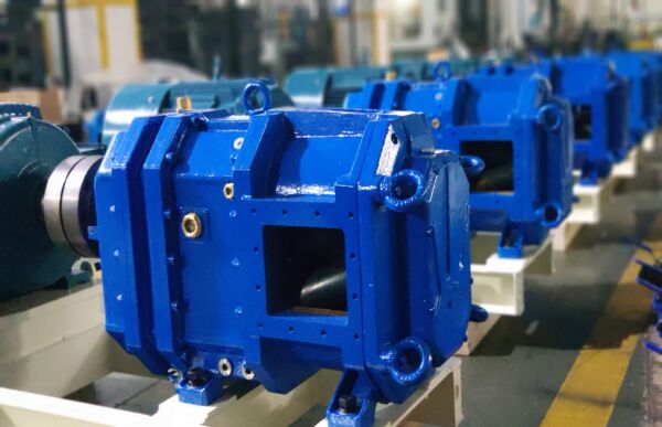 115台排污泵组装中心.jpg 115台排污泵组装中心.jpg