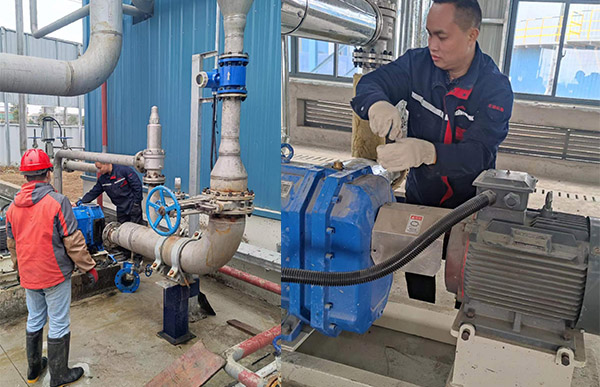 污水提升设备现场调试讲解中.jpg 污水提升设备现场调试讲解中.jpg