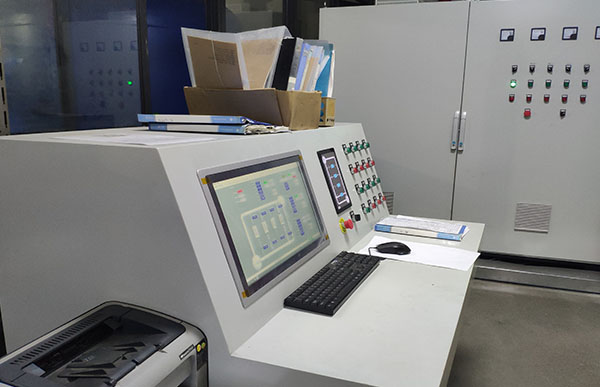 水泵测试中心.jpg 水泵测试中心.jpg