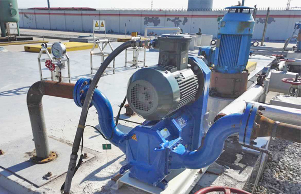 大港油田污油提升泵使用现况.jpg 大港油田污油提升泵使用现况.jpg