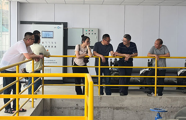 浙江省直建筑设计院团队莅临尊龙凯时机器全资子公司浙江零排考察.jpg 浙江省直建筑设计院团队莅临尊龙凯时机器全资子公司浙江零排考察.jpg